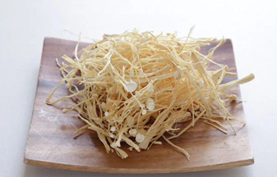 Loại nấm có tác dụng giải độc, hỗ trợ giảm cân và làm đẹp rất quen thuộc trong các món lẩu - Ảnh 3